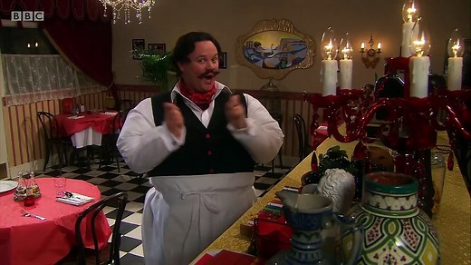 Gigglebiz Opera Oliver singing with a very late customer