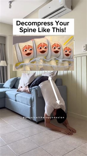 Your spine is under pressure all day from sitting, standing, and bending. These 2 simple decompression techniques help gently create space in your lower back, reduce compression around the SI joint, and ease irritation along the sciatic nerve. Hold each for 30 seconds, twice daily. That’s just one minute to unload your spine, improve circulation to the discs, and calm down pain signals. Small daily decompression can make a big difference in back pain, SI joint discomfort, and sciatica. #personal