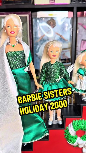Barbie y sus hermanitas en Navidad 2000