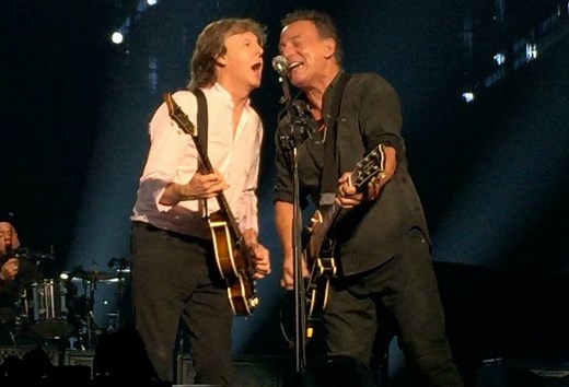 Paul McCartney jammed with Bruce Springsteen Friday night in a surprise encore ... and the crowd loved it! 🤘Watch the full video: http://nj-ne.ws/oikXCPs | NJ.com