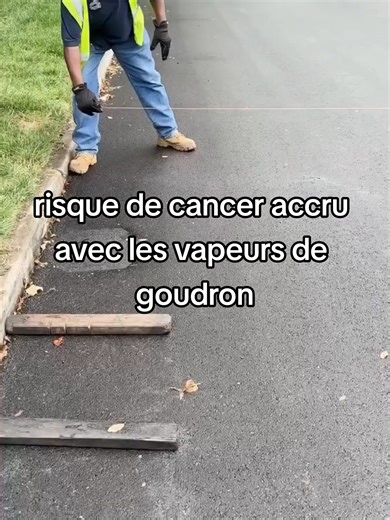 aucun respect pour la vie humaine, ce sont majorité des immigrés qui travaillent dans le mépris de leur santé ! risque de cancer accru en respirant les vapeurs de goudron ! #renovation #bricolage #travaux #btp #reaction