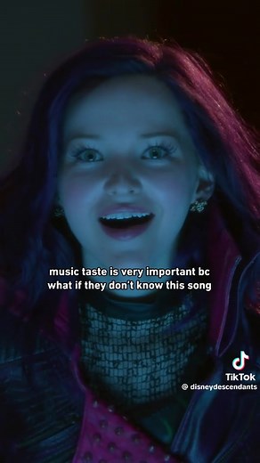The Descendants 1 (2015) Movie Explained