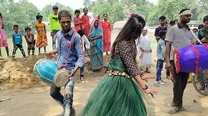 হাত ঢোলের সঙ্গে নাচ করলো মিস সোনালি 🍁 #dance #viraldance #viralvideo #reels #reelsviralシ #gopendaskeyboard | Gopen Das Keyboard