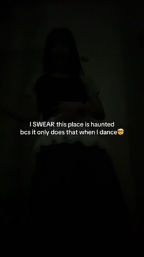 and it always goes off on beat.. like what? is my dead uncle dancin w me or what😭 #haunted #fyp #explore