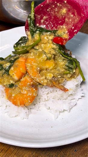 Chef Nolz and Emily on Instagram: "Creamy Salted Egg Shrimp Recipe 🍤 Rich, buttery, and full of flavor — perfect with rice! ✅ 1kg shrimp ✅ 5 salted egg yolks ✅ Cream + butter combo Full recipe in caption! 💛 #CreamySaltedEggShrimp #FilipinoFood #SeafoodLover #recipe #easyrecipe #yummy #foodie #cooking"