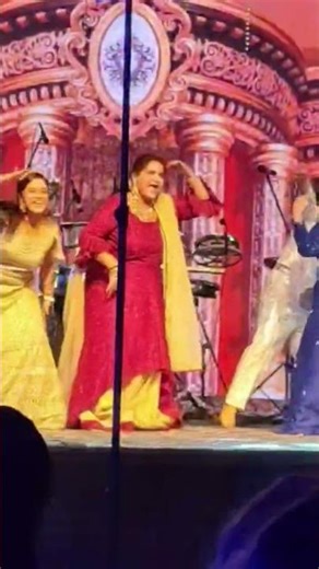 vidieo # dance# mom n massi's