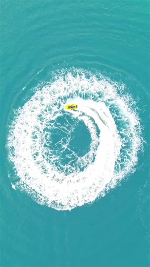 Jakarta… with tropical islands? 🌴 Just off the coast of the city, the Thousand Islands offer turquoise waters, quiet beaches, and the perfect quick escape. City life one moment, island vibes the next 🌊 Cr: @harapan.island 📍 Thousand Islands, Jakarta #wonderfulindonesia #weekendgetaway #tropicalgetaway #pulauseribu #TravelTok