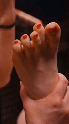 asmrfootrelief Toe stretching with breathing