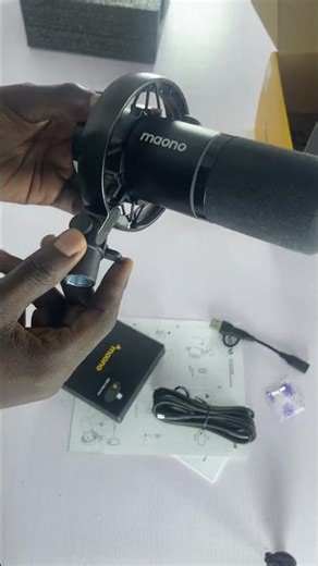 World's #1 Best-Selling #Podcast Mic? I'll Be The Judge Of That #microphone #recording #unboxing