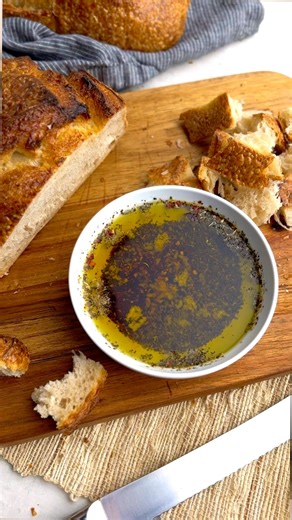 This Italian olive oil bread dip is simple, fresh, and wildly addicting. Just good olive oil, garlic, herbs, and a little balsamic for kick. Grab a loaf of crusty bread and call it dinner if you want! https://thestayathomechef.com/italian-olive-oil-bread-dip/ | The Stay At Home Chef