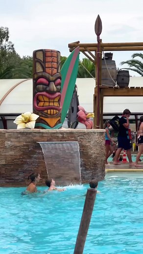 🇫🇷 Vivez une expérience inédite au camping 5⭐️ Camping le Floride et l'Embouchure à Port-Barcarès. Un parc aquatique époustouflant à 2 pas des plages. #airotel #campingsairotel #indescampings #campingreview #campinglefloride #kefinde #portbarcares #portbarcarès #campingsud #languedocroussillon #languedocroussillontourisme | AIROTEL