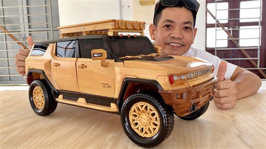【木雕】大佬制作2025款HUMMER EV纯电悍马SUV木质模型车 | 作者：Woodworking Art