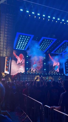 AC/DC - For Those About To Rock #live #livemusic #concert #AC/DC