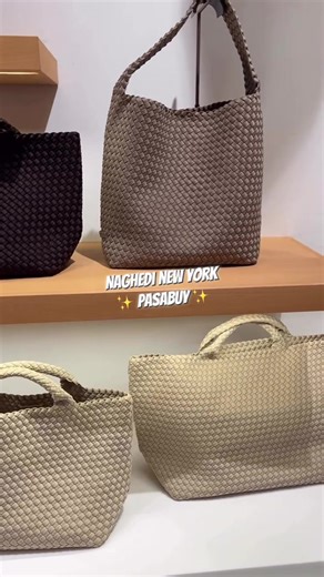 NAGHEDI NEW YORK 🖤 The original handwoven neoprene tote. Timeless. Effortless. Everywhere — from workdays to weekends, flights to beach escapes. DM TO PASABUY ✨ Price starts from ₱20,xxx 🎥whim_mariko #naghedi #naghedinyc #pasabuyph #wovenbag #pasabuy Disclaimer: Not affiliated with the brands posted. All brand names mentioned and trademarks belong to the brand owners