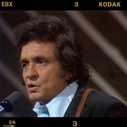 402K views · 16K reactions | Kris Kristofferson & Johnny Cash - Sunday morning coming down 1978 | Old But Gold | Facebook