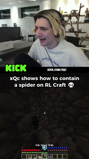 xQc Shows How To Contain A Spider on RL Craft 💀 #minecraft