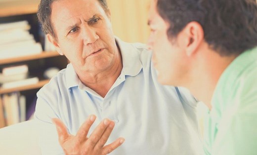 9 Examples of Manipulative Sentences & Phrases People Use