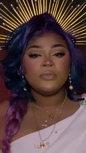 If it wasn’t for the kids.. #Hera #Zeus #Olympia #Olympus #goddess #greek #greekmythologycosplay #fyp #bimbo #anime #alt #weeb #anime #ban #greekgods