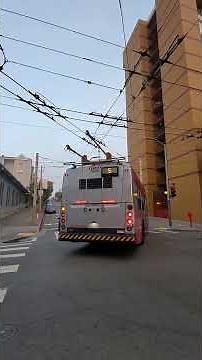 SF Muni trolley bus makes the wrong switch before the intersection