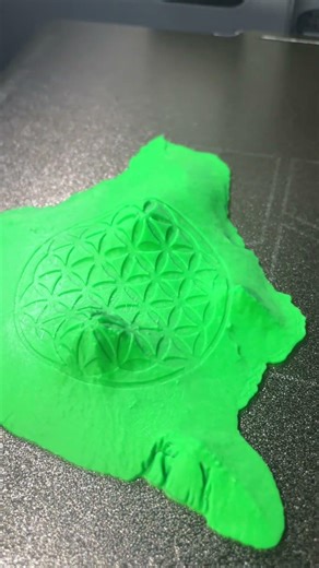 Fleur de vie intégrée à une île ! 👍🏼? #impression3d #3dprinting #decoration #hawaii #flower #fleur