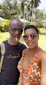 30K views · 1.6K reactions | From Assinie with love… Bonne fête d’indépendance à tous et à toutes  L’homme aux chaussettes rouges | Stan Zézé | Facebook