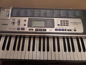 Casio LK-100 Electronic Keyboard 61 Key