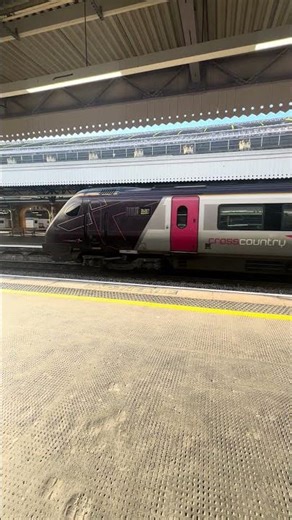 CrossCountry Class 220 Voyager Arriving at Bristol Temple Meads #Shorts