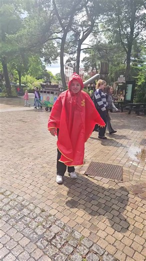 HÉLICOPTÈRE HÉLICOPTÈRE #FYP #MEME #helicoptere #pourtoi #humour @mel🍃 @✨️Mélanie✨️