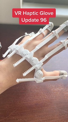 VR Haptic Glove prototype 5 tracking on all fingers! Haptics are next 😎 #vrglove #virtualreality #vrtok #diy