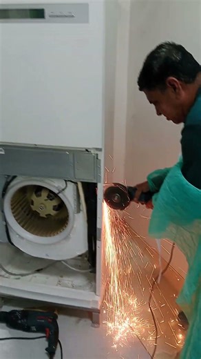 Simple method to remove the drain from a 4-ton For Ton air conditioner.
