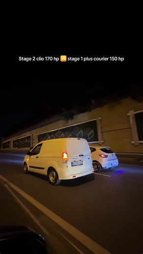 😀 #courier #clio #yarış