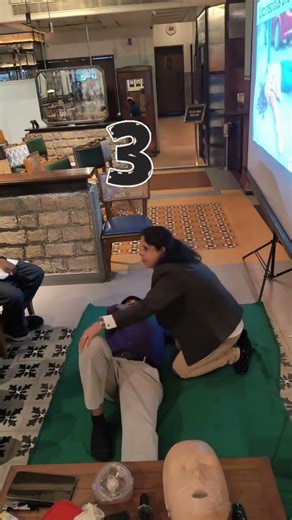 How to Put Someone in the Recovery Position: 4 Easy Steps 🚑💨 #FirstAid #Safety #shorts