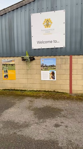 Welcome to Puddleditch Farm Vending. We are a small regenerative farm based in Berkeley Gloucestershire just 5mins from M5. We farm with nature aiming to increase biodiversity and soil health. We have Angus beef, spring lamb, honey as well as a no dig market garden with lots of different seasonal fruits and vegetables. Come along and take a look. Or if you have any questions or comments please DM me. #shoplocal #supportfarmers #nutritentdensefood #regenerativeagriculture #nodigmatketgarden #loca