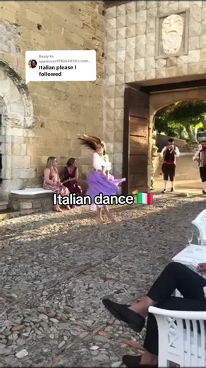 Italian Dance: Traditional Steps, Styles & Cultural Meaning