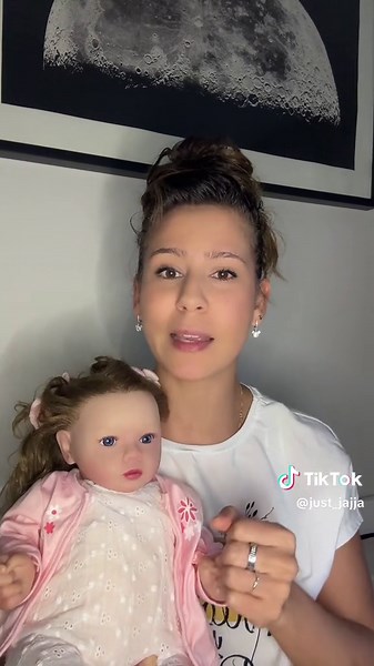 Un chamboulement l’arrivee de bebe surtout le 1er mois, n’hesites pas a partager ton vecu 💫🌸 #justjajja #justlea #jeunemaman #jeunepapa #jeuneparent #maman #parentalite #papa #1erenfant #enfant #enfant2024 #astuce #parentalitebienveillante #conseilsparents #infosgrossesse #aquoitattendre #bebe1mois #eveilbebe #sommeil #sommeilbebe #alimentationbebe #rencontre #accouchement