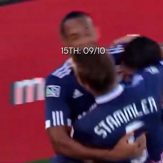 arsenal’s dreamcast and o2 sponsors>>>> #fyp #foryou #football #footballtiktok #henry #thierryhenry #france #asmonaco #monaco #juventus #arsenal #barcelona #redbull #newyork #newyorkredbulls #14