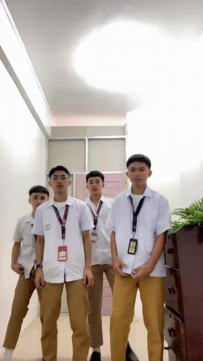 JS Prom 2025: Stunning Dress Changing Transitions