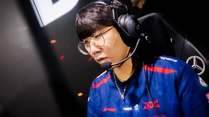 Ruler and Kanavi re-sign with LPL giants JDG for 2024 season