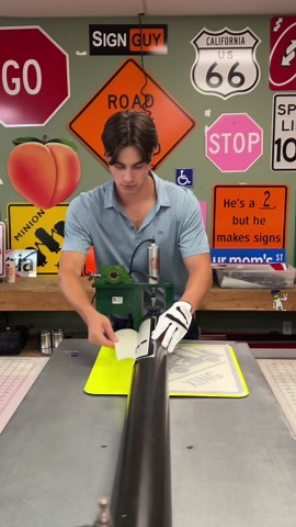 I brought this sign to a golf course #shorts