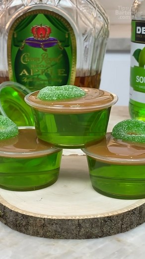 My crown caramel apple jello shots #jelloshots | Tipsy Bartender
