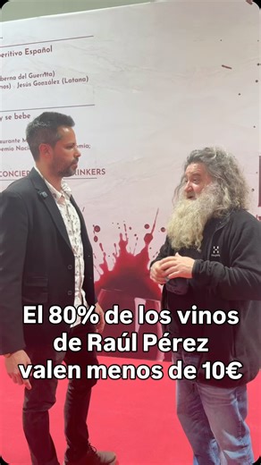 jalberto.andres on Instagram: "@raulperezbodegasyvinedos es uno de los enólogos más respetados del mundo. Fue la primera persona en alcanzar 100 puntos Parker @wine_advocate con un vino de menos de 20€. Raúl es un alma libre, una persona genuina y auténtica que está detrás de más de 200 etiquetas. Es el mago del vino, como muchos le conocen. Ante todo es una persona humilde, cercana y directa. En una entrevista reciente pudimos debatir sobre la piedra angular de @elsumilleraustero : vinos con lo