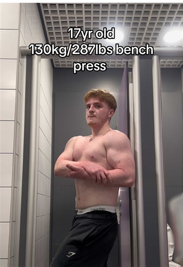 Achieving 130kg Bench Press: My Journey in the Gym