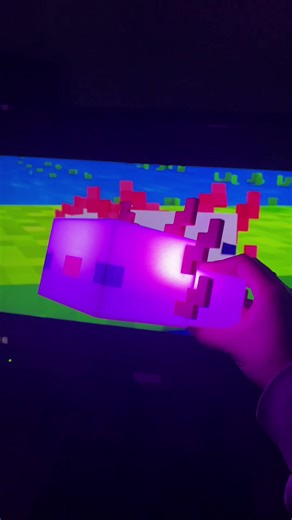 This light is sooo cute!!!🥰 I’m sooo happy with my purchase!#tiktokshopholidaydeals #TikTokMadeMeBuyIt #spotlightfinds #Minecraft #axolotl