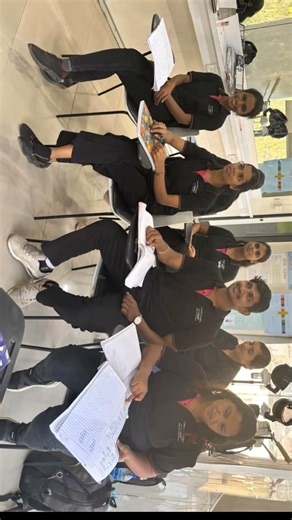 Glimpse of Advance Colour wheel Theory explanation at Academy #hair #education #hairmanagement #clr