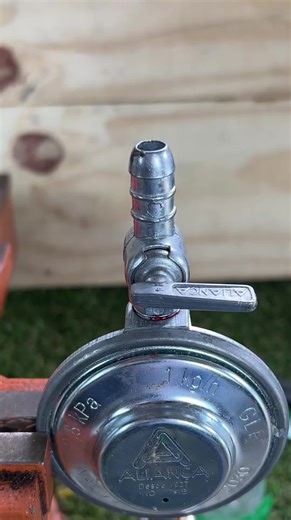 Simple Hose Locking Method with Washer and Wire