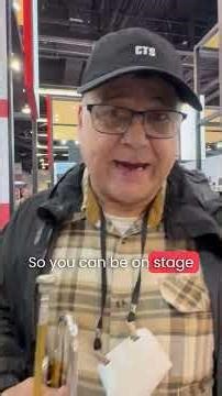 Whisp R Harry mit Larry Meregillano LA NAMM 2025 VEED