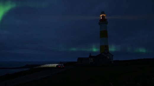 你从笑声中听到了什么？ 👂 Bạn nghe được gì trong tiếng cười ấy. Một trái tim tan vỡ hay sự bất lực. #captamtrang #chinesequotes #xuhuong #hoctiengtrungquoc #hoctiengtrungonline #họctiengtrung #họctiengtrung