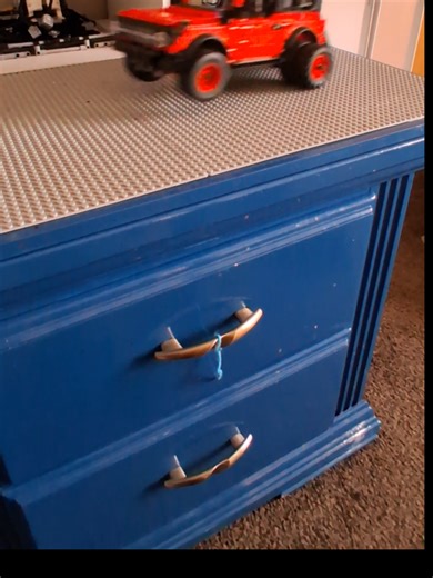 Motorized LEGO Ford Bronco Tutorial