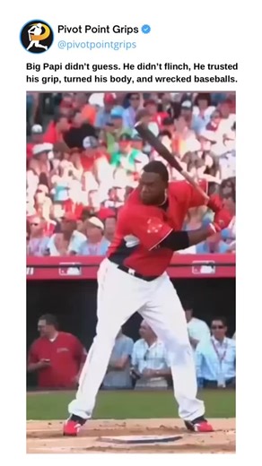 He didn’t muscle this swing, he controlled it. When the hands are right, the body doesn’t panic, cheat, or over rotate. It stays stacked and delivers violence on purpose. That grip lets the barrel work early and stay dangerous late, which is why the ball jumps without him looking like he’s swinging out of his shoes. Power like this isn’t effort, it’s alignment. Guys who don’t get this end up forcing everything and wondering why nothing plays. Follow (us) @pivotpointgrips if you love baseball con