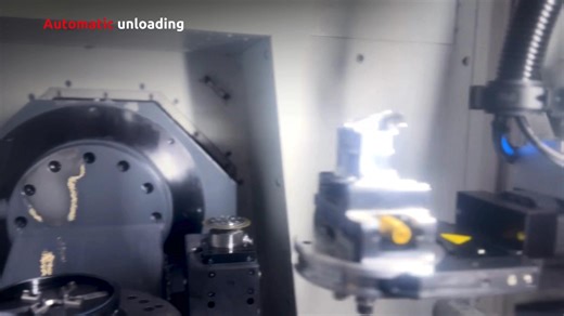 EROWA AG | 🔄 Mixed Handling – One Setup. Full Flexibility. Raw parts or pallets? Why choose one when you can do both. The EROWA Robot SIX handles it... | Instagram